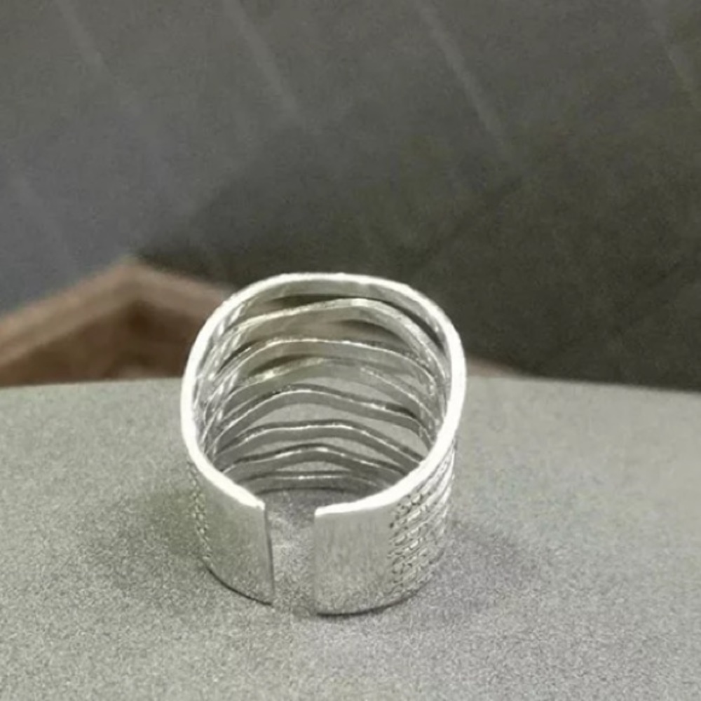 STERLING SILVER ENGRAVED RING PEBBLE STONE RING - Picture 5 of 6